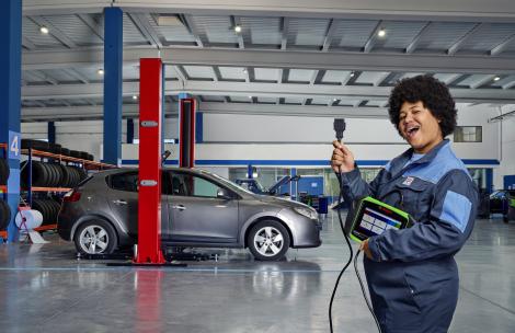 BoschCarService_KV_Diagnostic_Tool_RGB_0_1